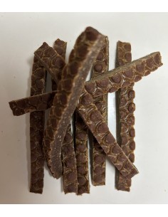 Snacks de barritas de salmón con manzana