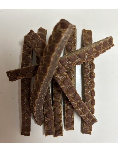 Snacks de barritas de salmón con manzana